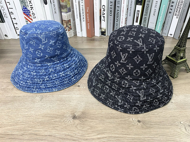 LOUIS VUITTON HATS