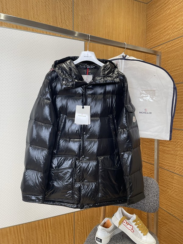 MONCLER PUFFERS (27)