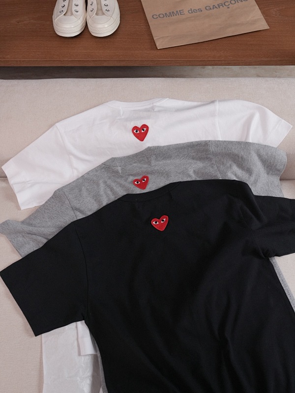 CDG TSHIRTS (79)