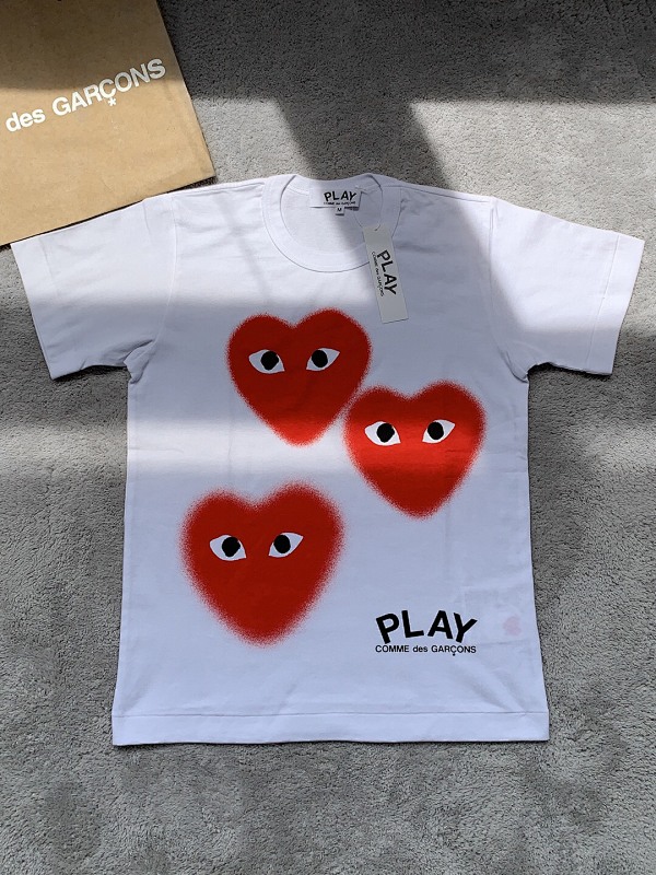 CDG TSHIRTS (12)