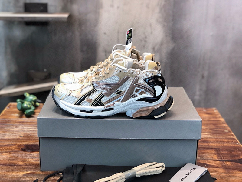 BALENCIAGA Track Sneakers (23)