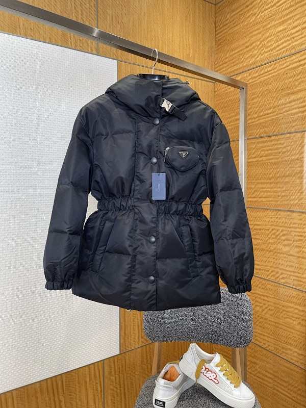 PRADA PUFFERS (22)