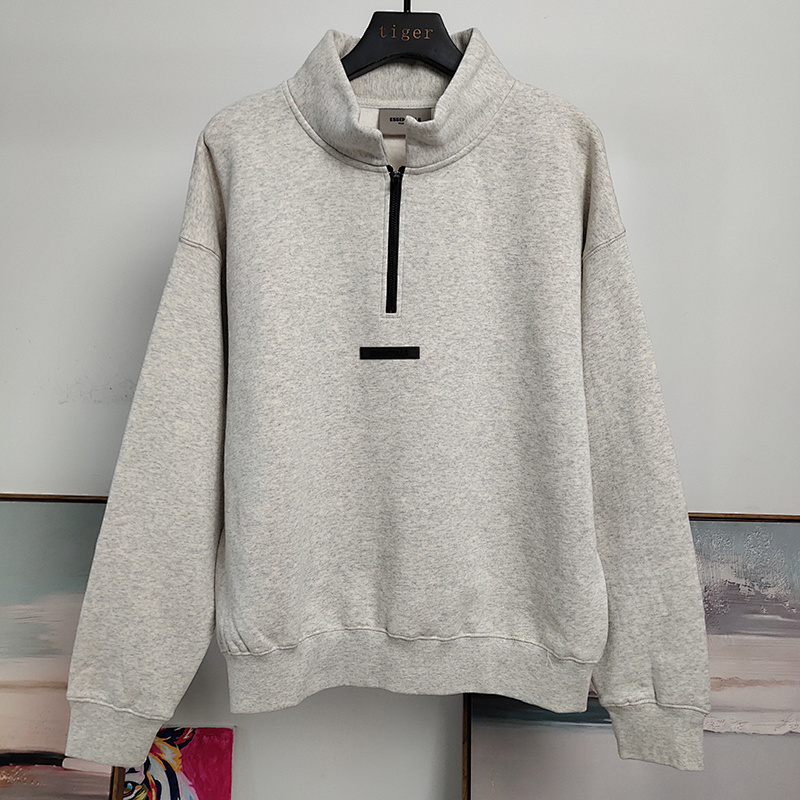 ESSENTIAL SWEATSHIRTS (39)