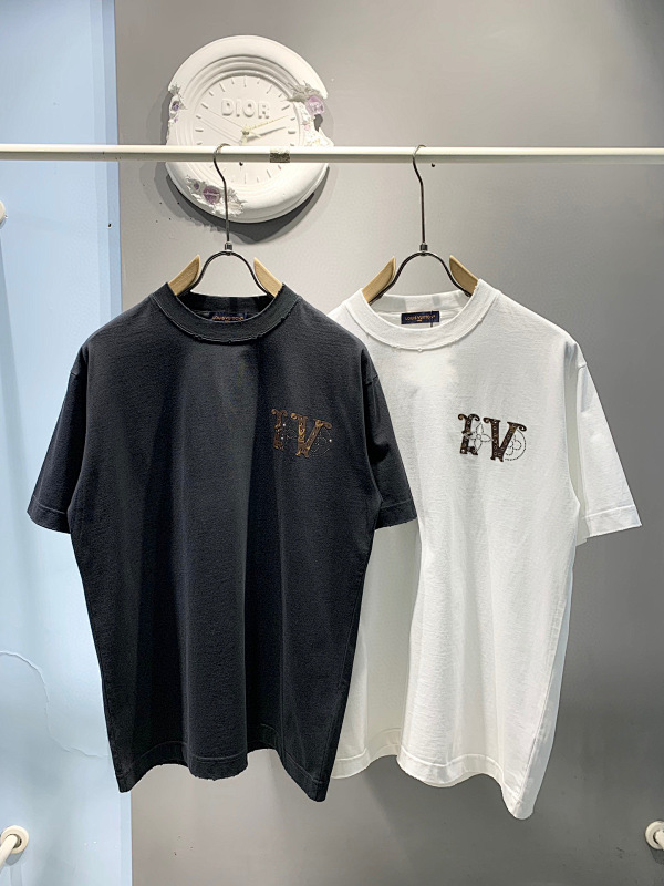 LOUIS VUITTON TSHIRTS (147)