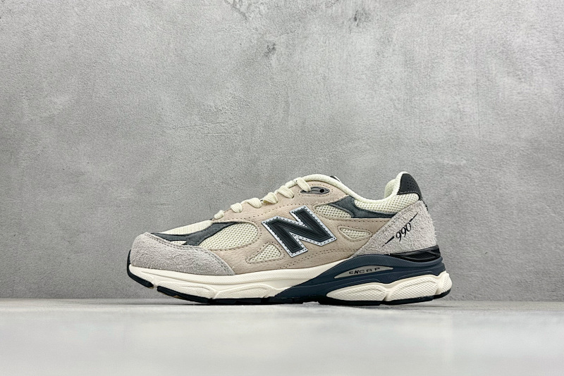 New Balance 900 Series