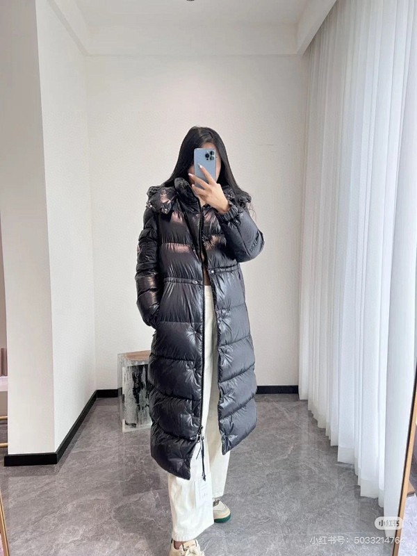 MONCLER PUFFERS (145)