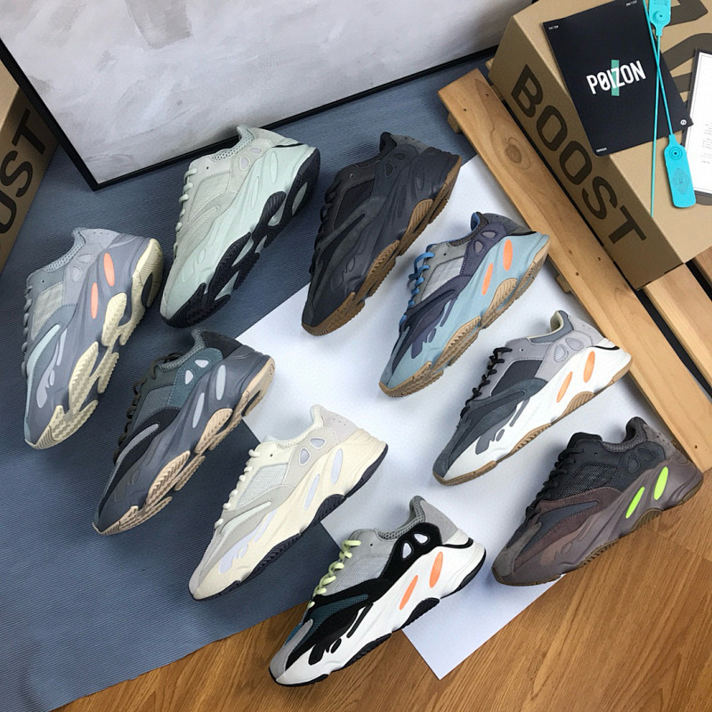 YEEZY BOOST 700