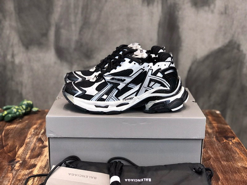 Balenciaga Runner (6)