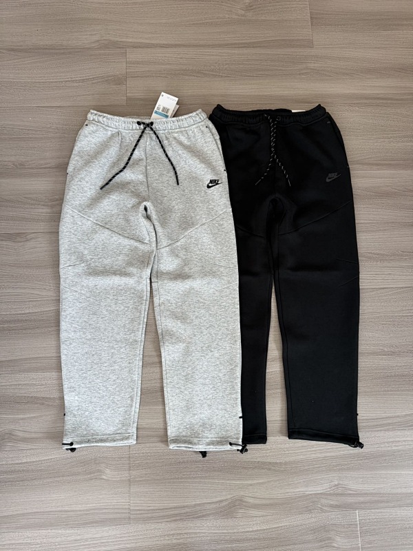 NIKE PANTS