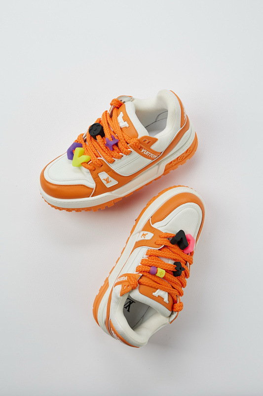 Louis Vuitton x Yayoi Kusama Sneakers (2)