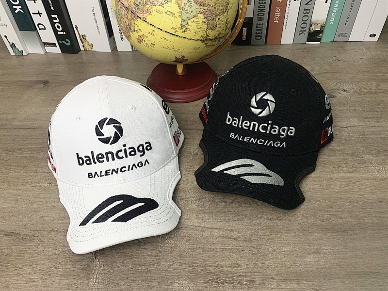 BALENCIAGA HATS (22)