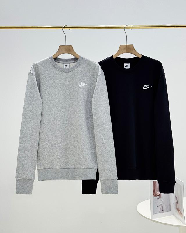 NIKE SWEATSHIRTS