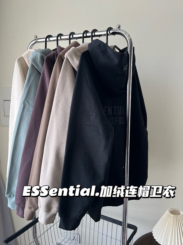 ESSENTIAL HOODIES (55)