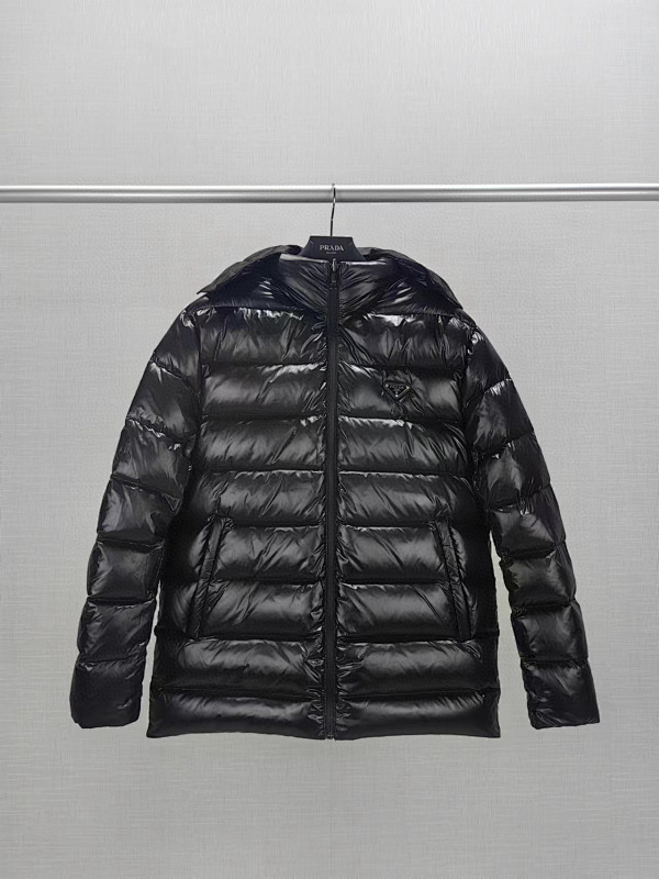 MONCLER PUFFERS (239)