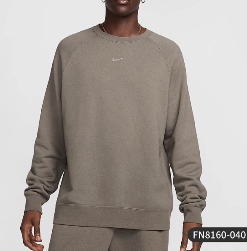 NIKE SWEATSHIRTS