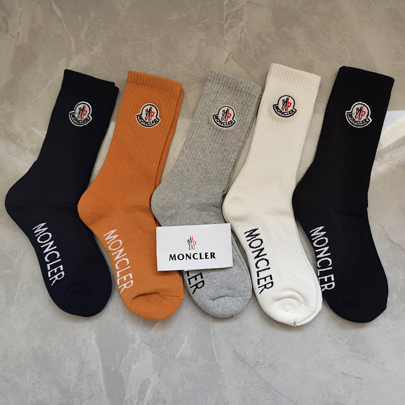 MONCLER SOCKS (2)