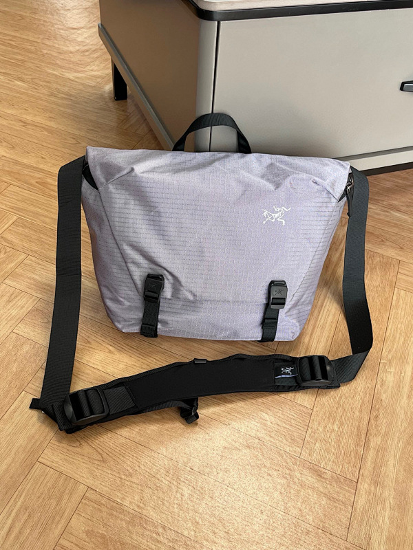 ARC TERYX BAGS (10)