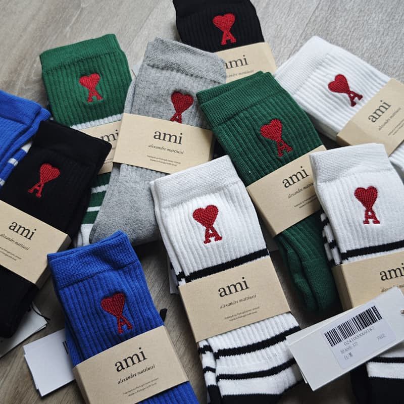 AMI SOCKS (2)