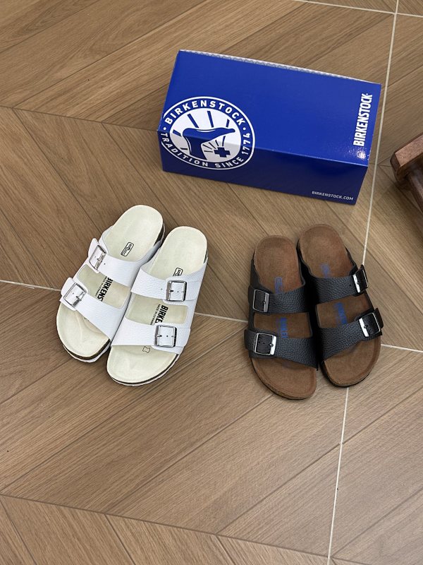 Birkenstock Arizona Sandals (3)