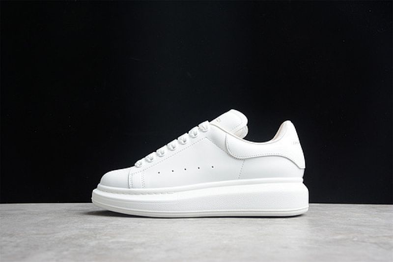 ALEXANDER MCQUEEN Oversized White Sneakers
