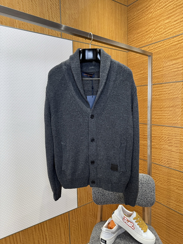 LOUIS VUITTON CARDIGANS (2)