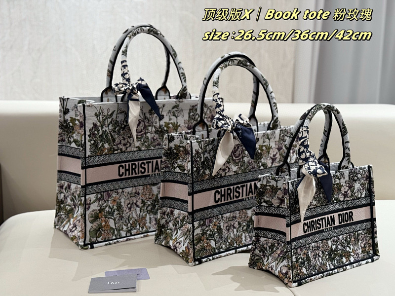 DIOR BAGS (35)