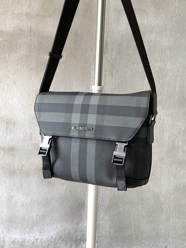 BURBERRY BAGS (118)