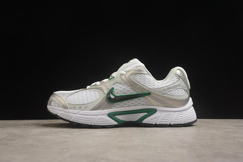 Nike V5 RNR (8)