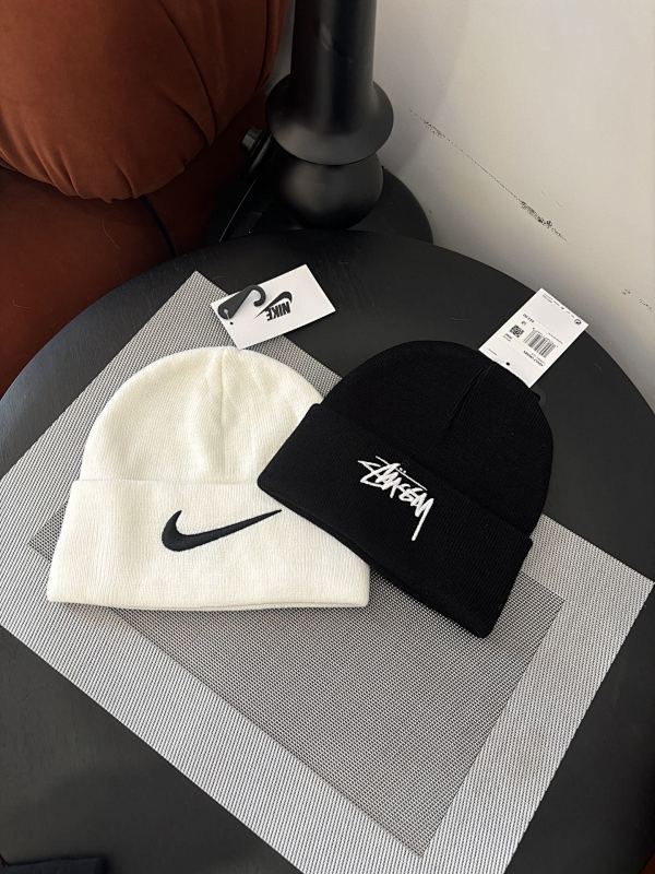 NIKE HATS