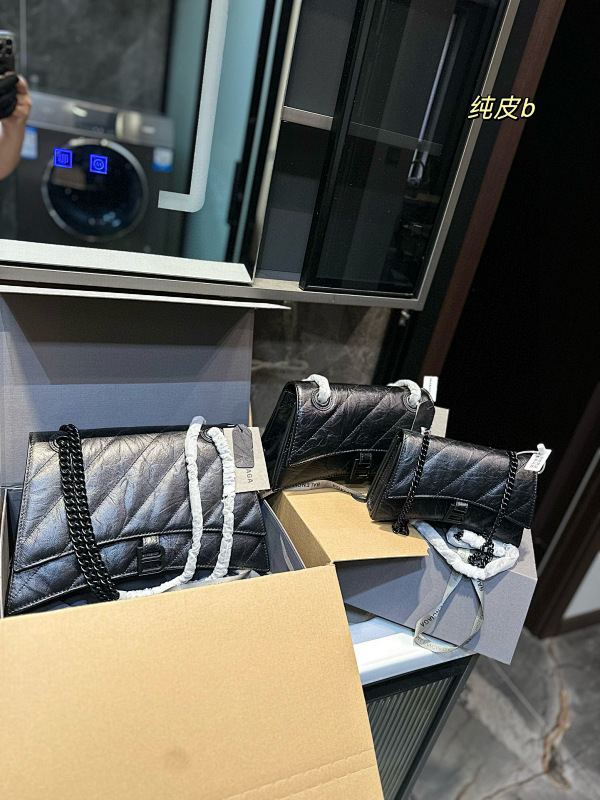 BALENCIAGA BAGS (7)
