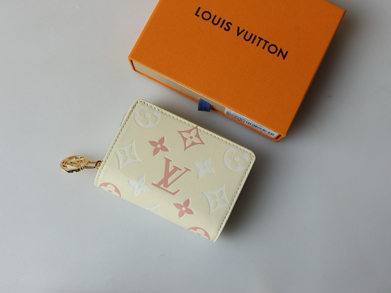 LOUIS VUITTON BAGS (464)