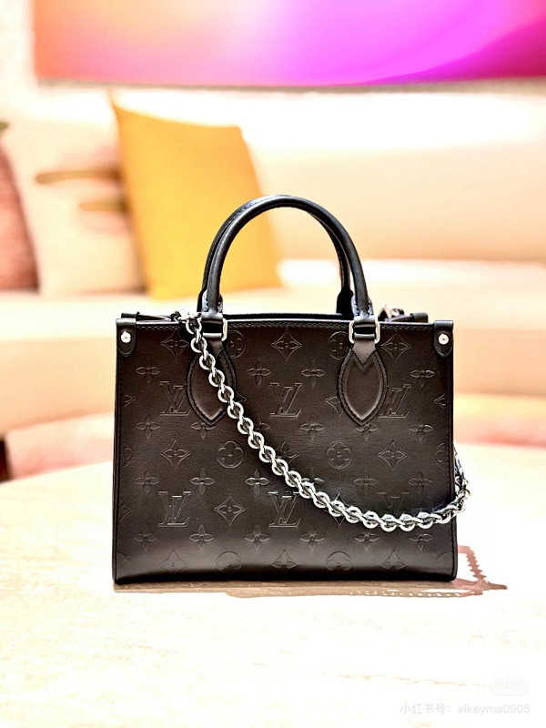 LOUIS VUITTON BAGS (327)