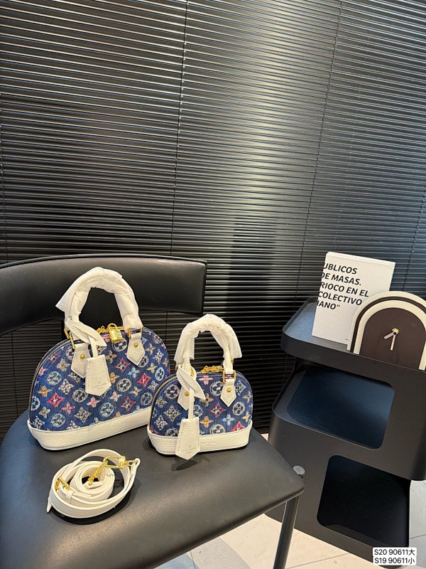 LOUIS VUITTON BAGS (230)