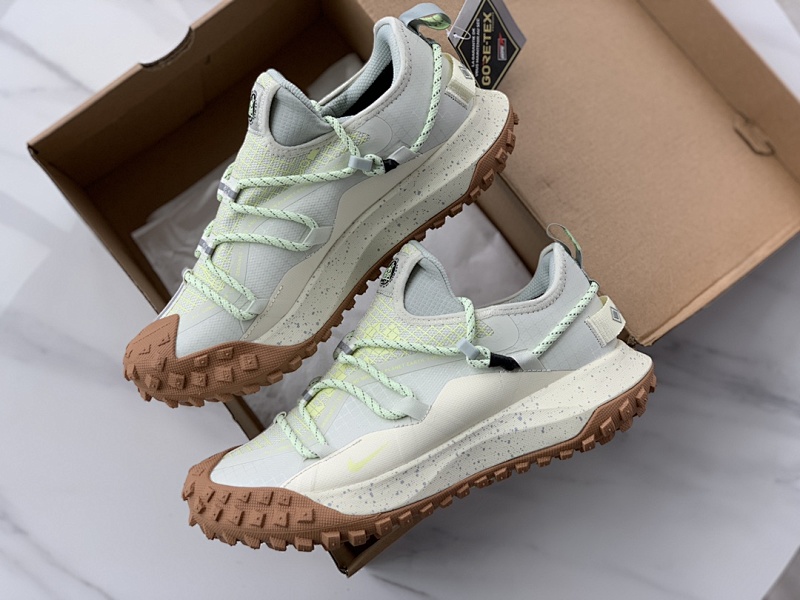 Nike ACG Mountain Fly (3)