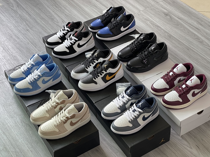 NIKE Air Jordan 1 Low (6)