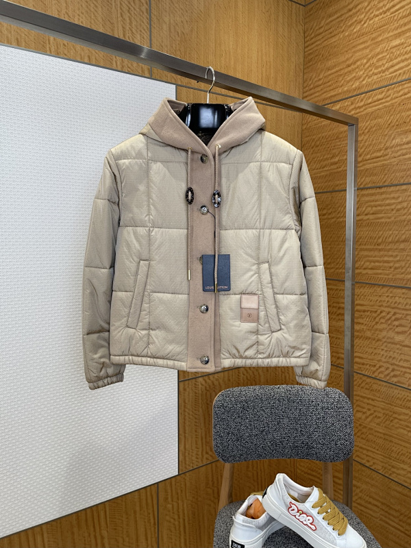LOUIS VUITTON PUFFERS (6)