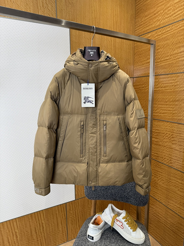 BURBERRY PUFFERS (4)