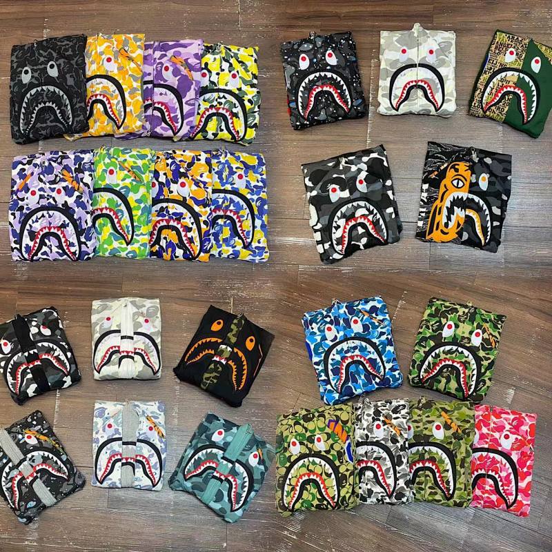 BAPE HOODIES (4)