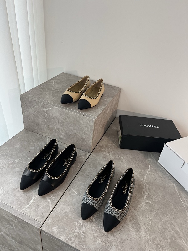 Chanel Cap-Toe Flats