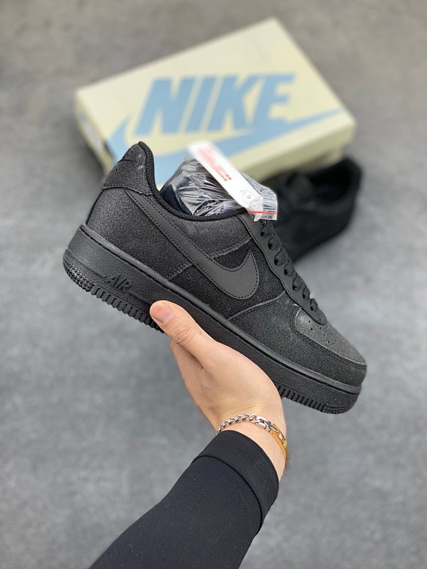 Nike Air Force 1 Black