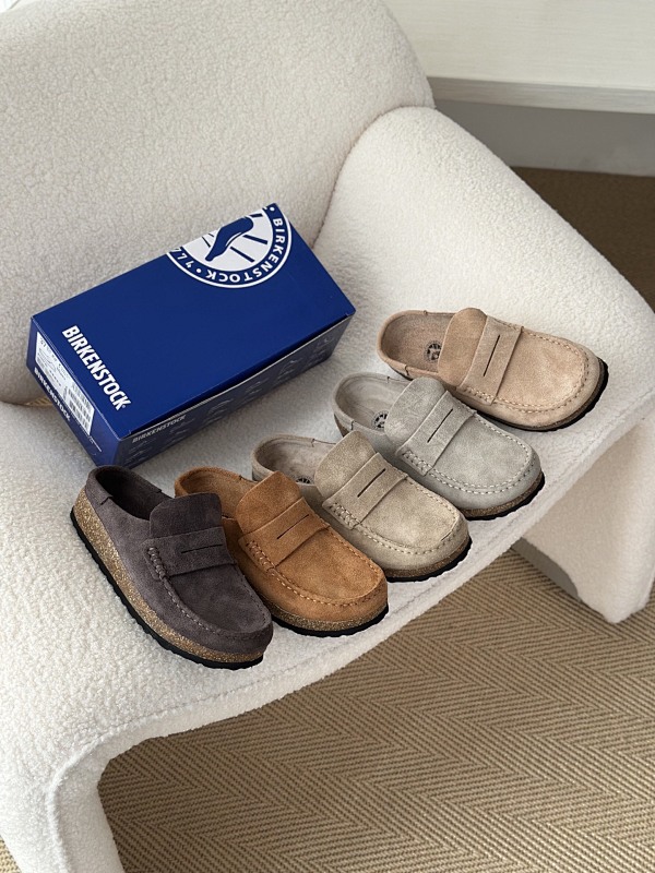 BIRKENSTOCK Clog