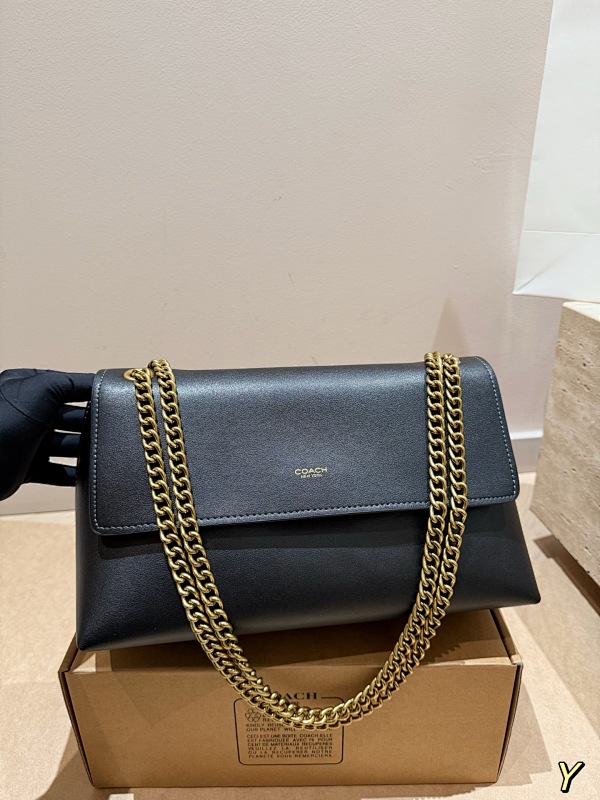 COACH BAGS (2)