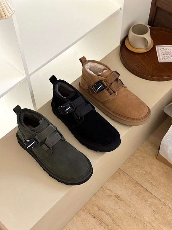 UGG Men's Slip-On Boot