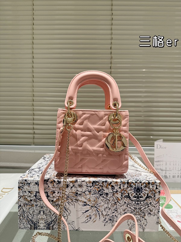 DIOR BAGS (44)
