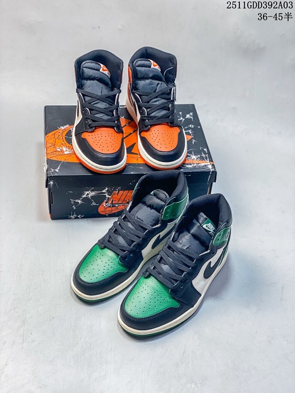 NIKE Air Jordan 1 Retro High OG (5)