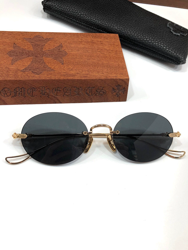CHROME HEARTS SUNGLASSES