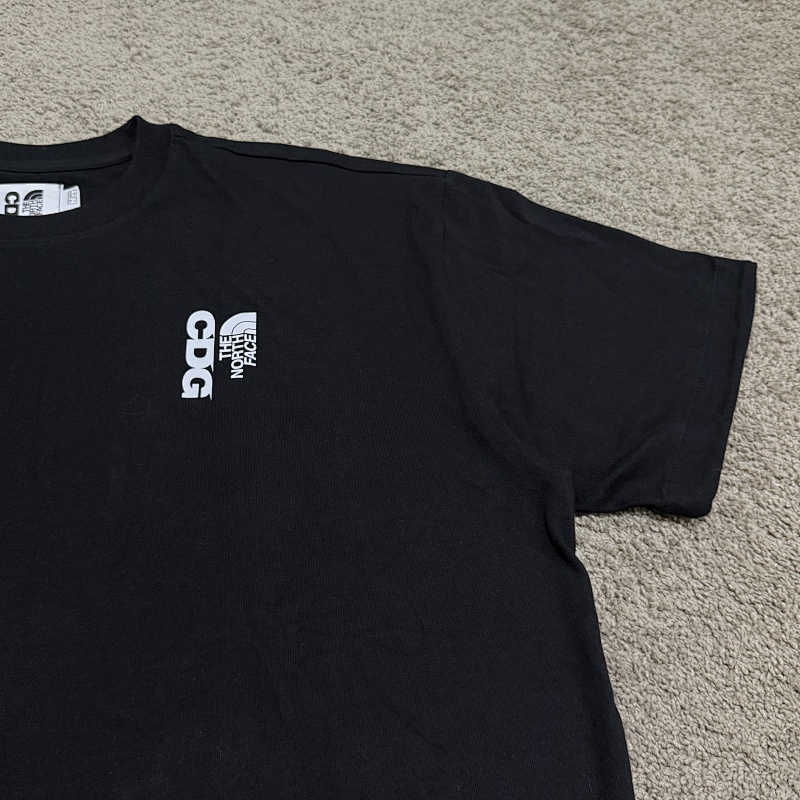 COMME DES GARCONS TSHIRTS