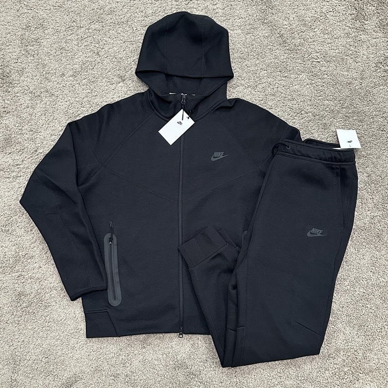 NIKE HOODIES
