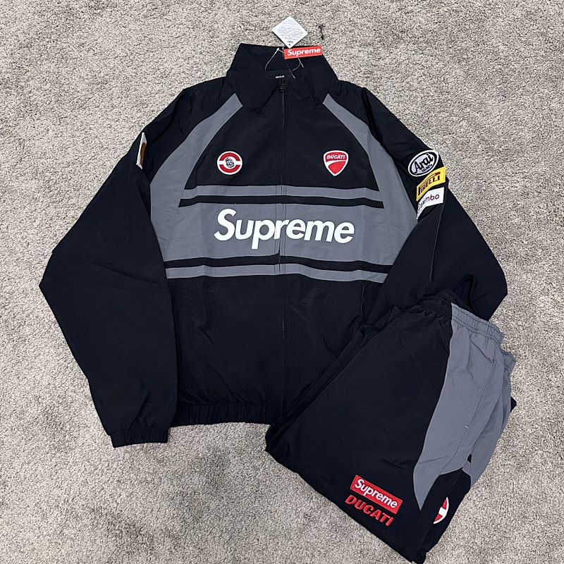 SUPREME JACKETS (6)