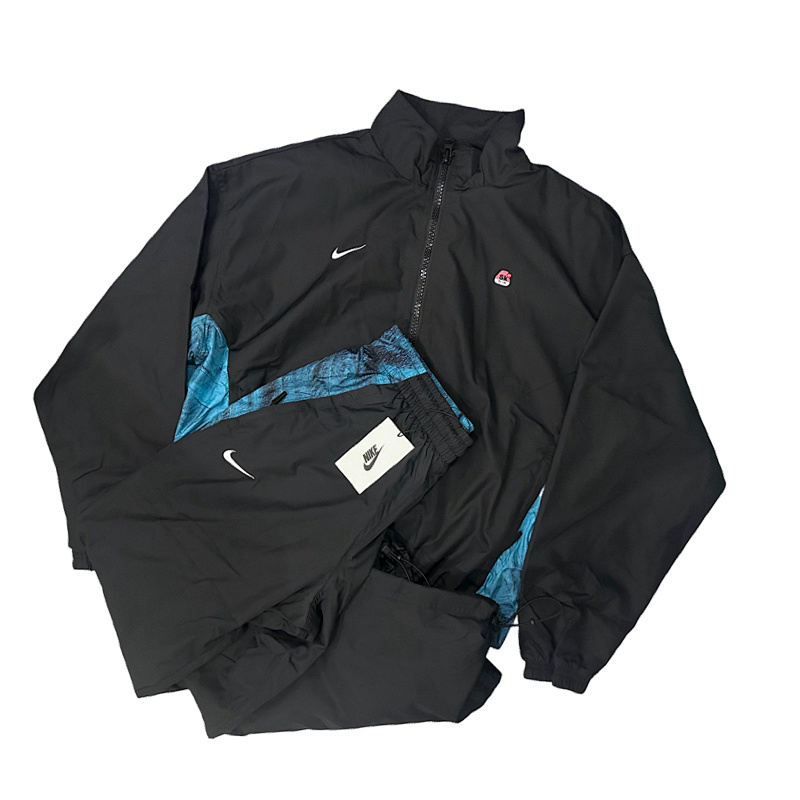 NIKE JACKETS